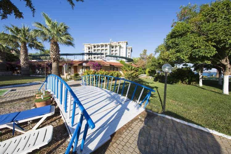 Medis Resort Hotel Ildir Buitenkant foto